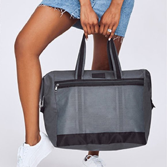 🆕 Duffle Bag Travel Carry On Overnight Tote GY/BK - Picture 2 of 7